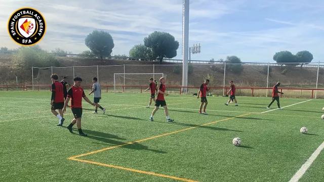 Galería de la Academia de Fútbol de Madrid | Fotos del equipo de la SFA | es