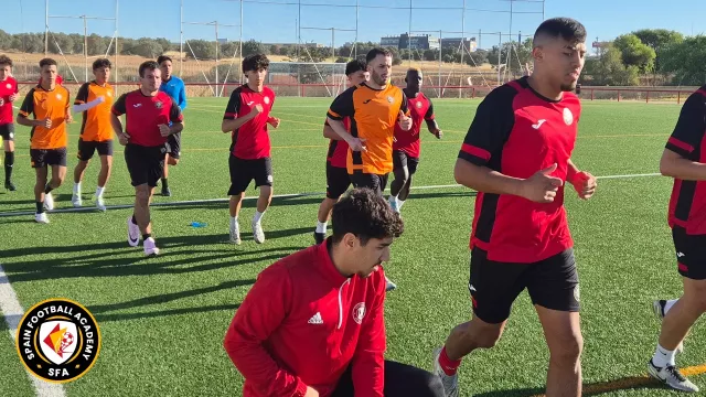 Galería de la Academia de Fútbol de Madrid | Fotos del equipo de la SFA | es