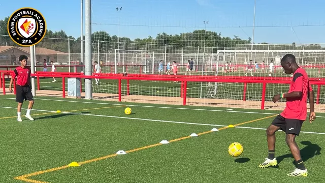 Galería de la Academia de Fútbol de Madrid | Fotos del equipo de la SFA | es