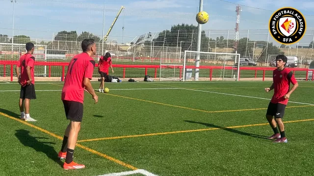 Galería de la Academia de Fútbol de Madrid | Fotos del equipo de la SFA | es